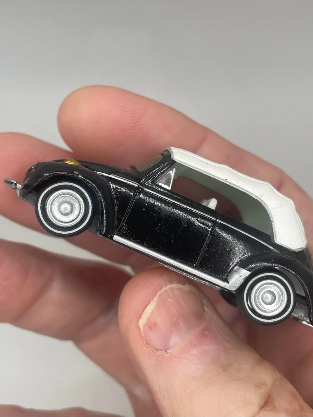 3 Johnny Lighting Die cast, 1:64 vintage VW collection